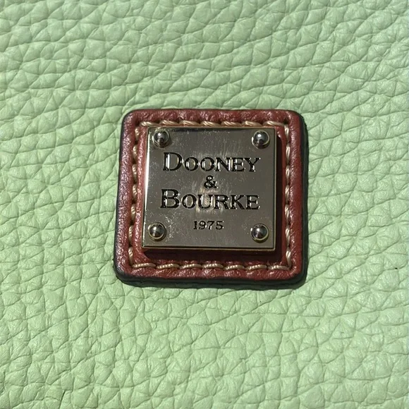 EUC Dooney & Bourke Lime Green Purse - Picture 6 of 6